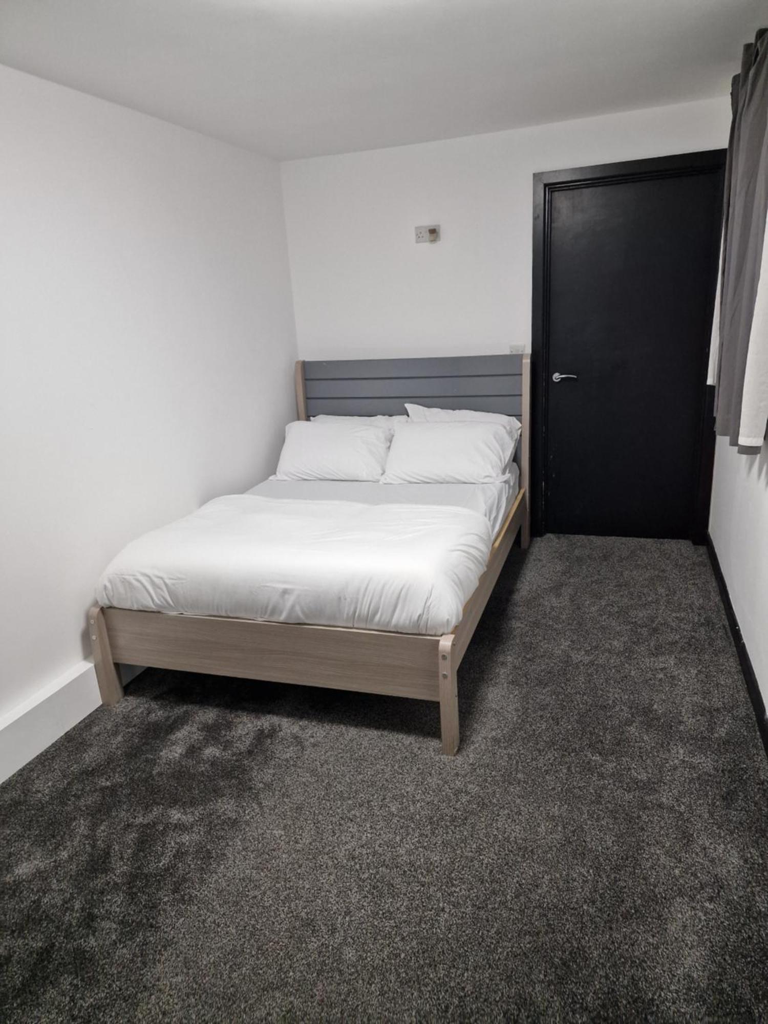 Ckb Flat- Comfort, Cosy, And Secure! Codsall ภายนอก รูปภาพ